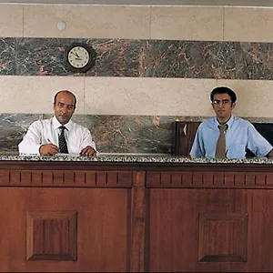 oteli̇ zi̇yaret edi̇n